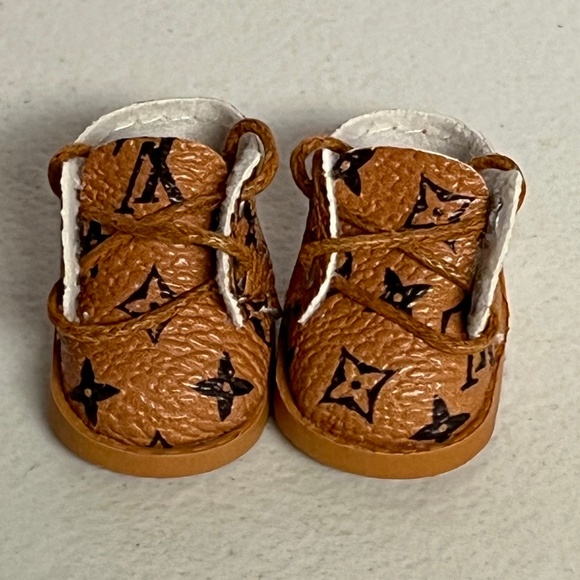 Designer Sneakers For Labubu Shoes Tan Brown Accessories Shoe Clothing Sneaker - Picture 1 of 6